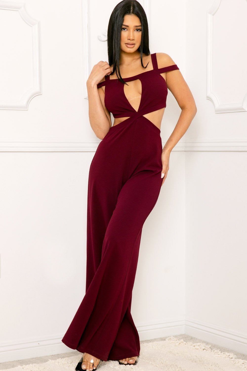 Cutout Detailed Jumpsuit – Wide Leg, Zipper Back & Shoulder Strap Design BOUTINIE