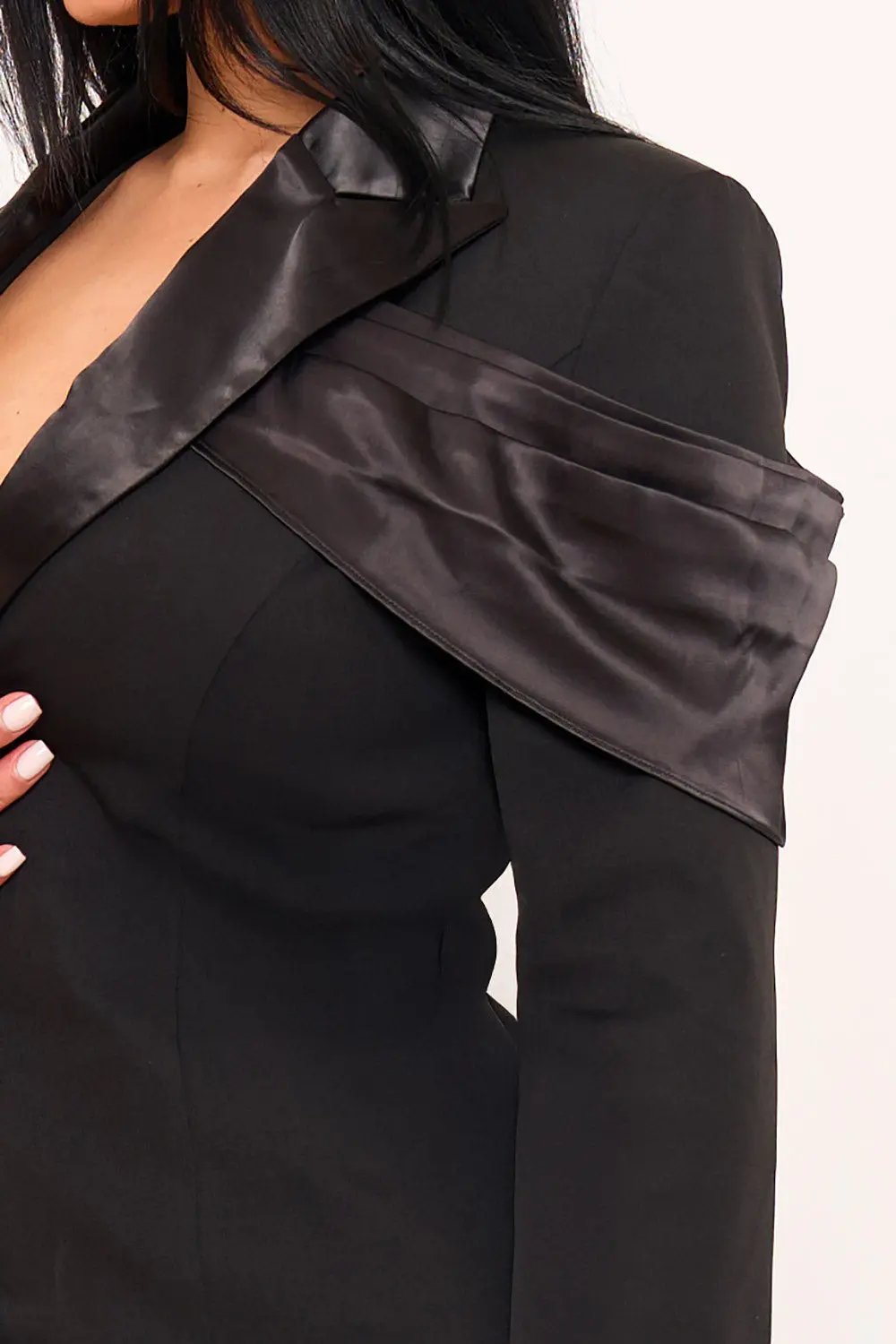 Satin Crepe Mini Dress – Contrast Suit With Button Closure BOUTINIE