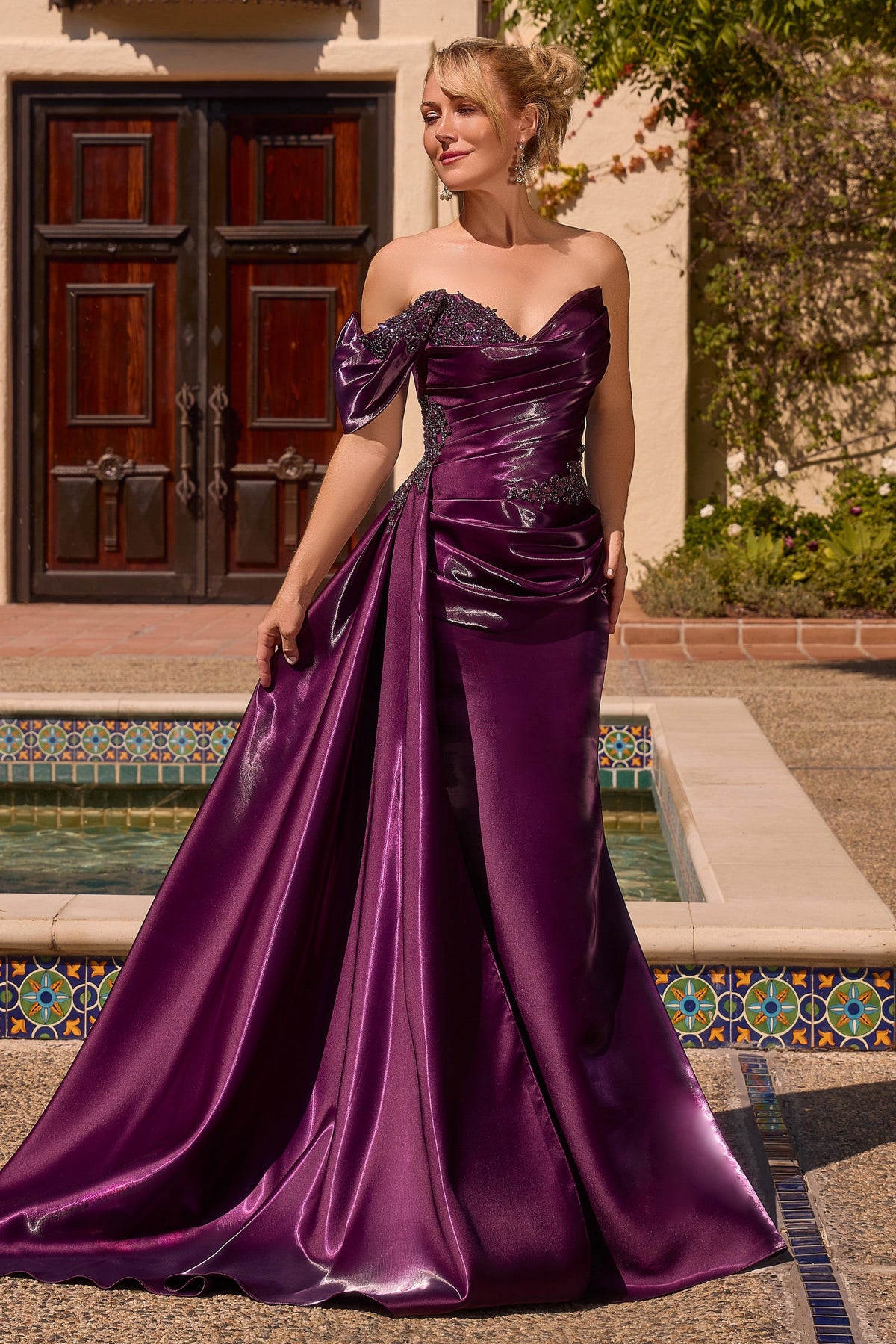Metallic Fitted One-Shoulder Formal Gown | Ladivine J916