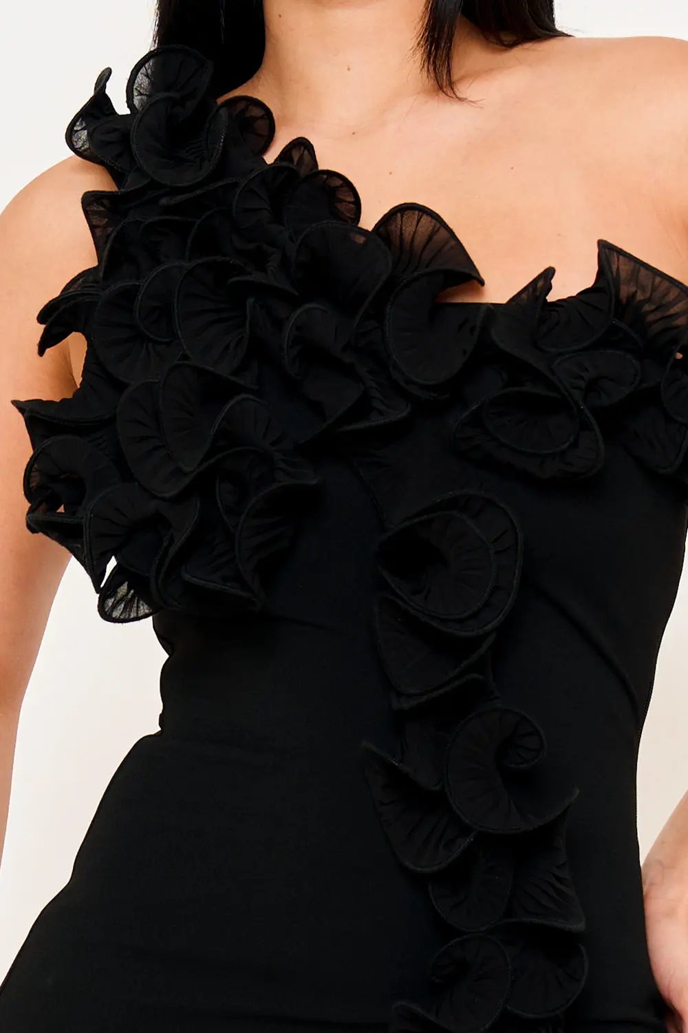 One Shoulder Mini Dress – Pleated Ruffle Detail & Side Zipper Closure BOUTINIE