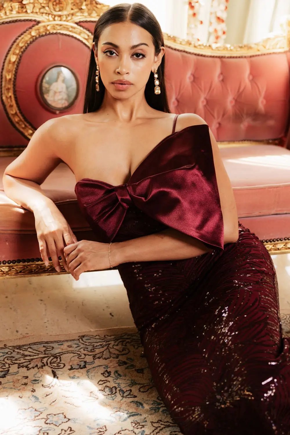 Satin Maxi Dress – Patterned Sequin Bow Evening Gown With Spaghetti Strap BOUTINIE