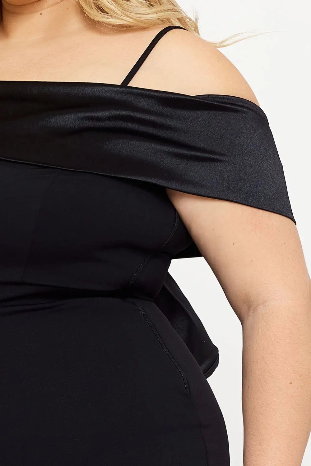 Plus Size Mini Dress – Open Shoulder Contrast Fabric With Adjustable Straps BOUTINIE