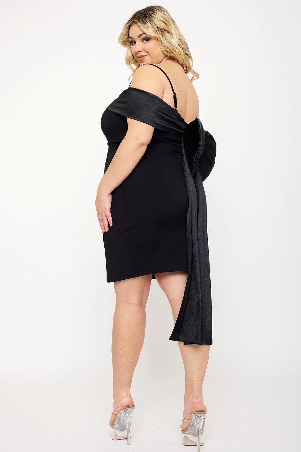 Plus Size Mini Dress – Open Shoulder Contrast Fabric With Adjustable Straps BOUTINIE