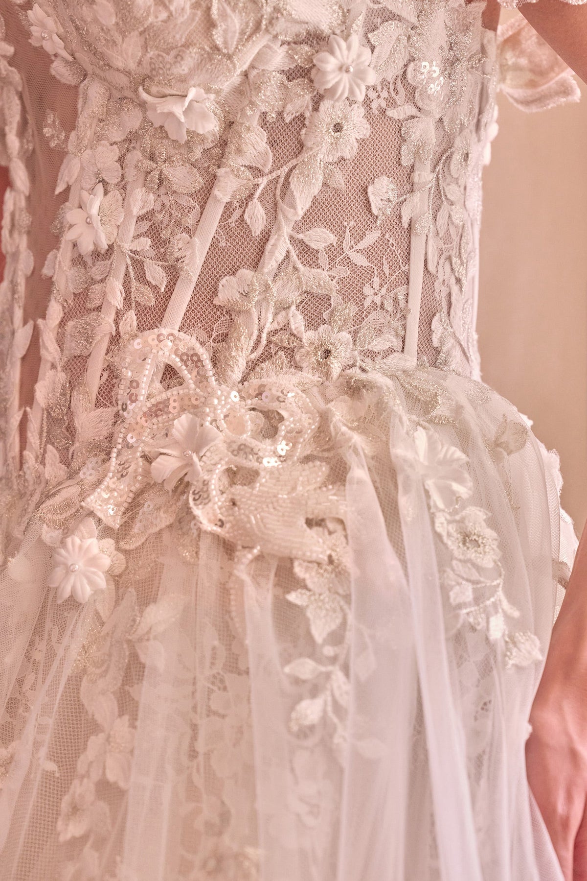 3D Floral Off-the-Shoulder Bridal Gown | Ladivine WL093